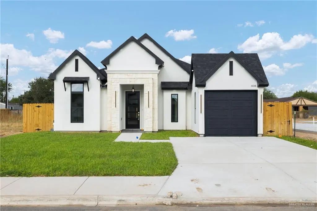 408 Freedom Way, Weslaco