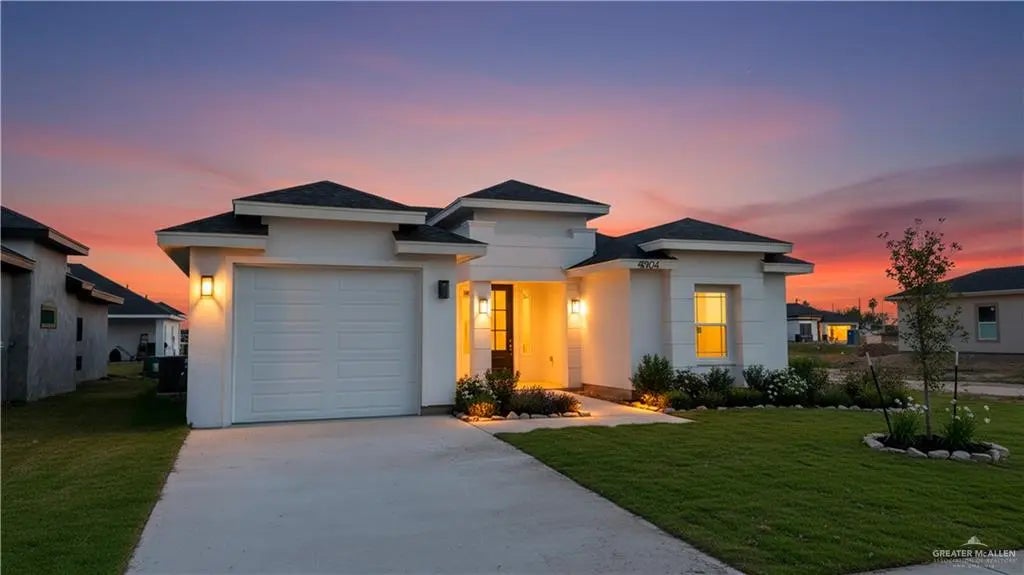 5904 N Gira Del Sol Street, Edinburg