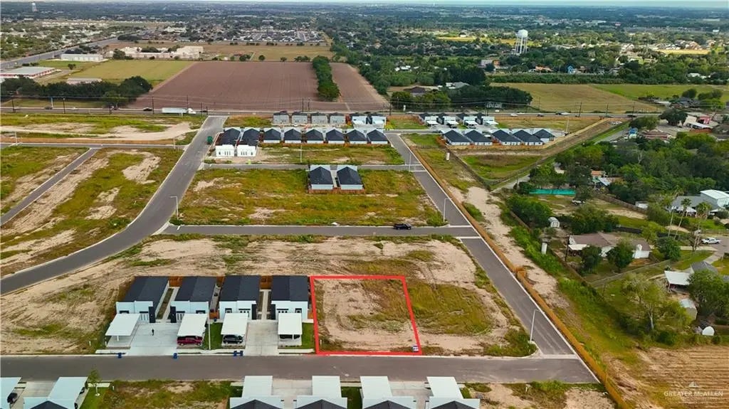 908 13th Street, Alamo