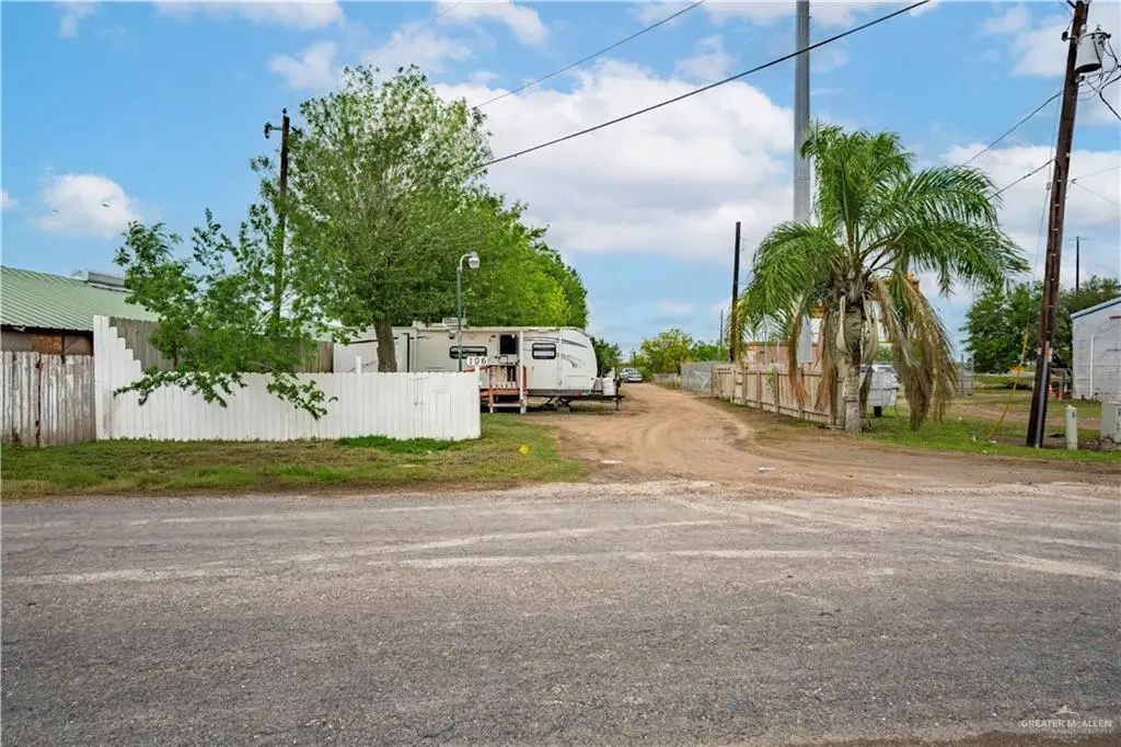 106 S Arroyo Boulevard, Rio Hondo