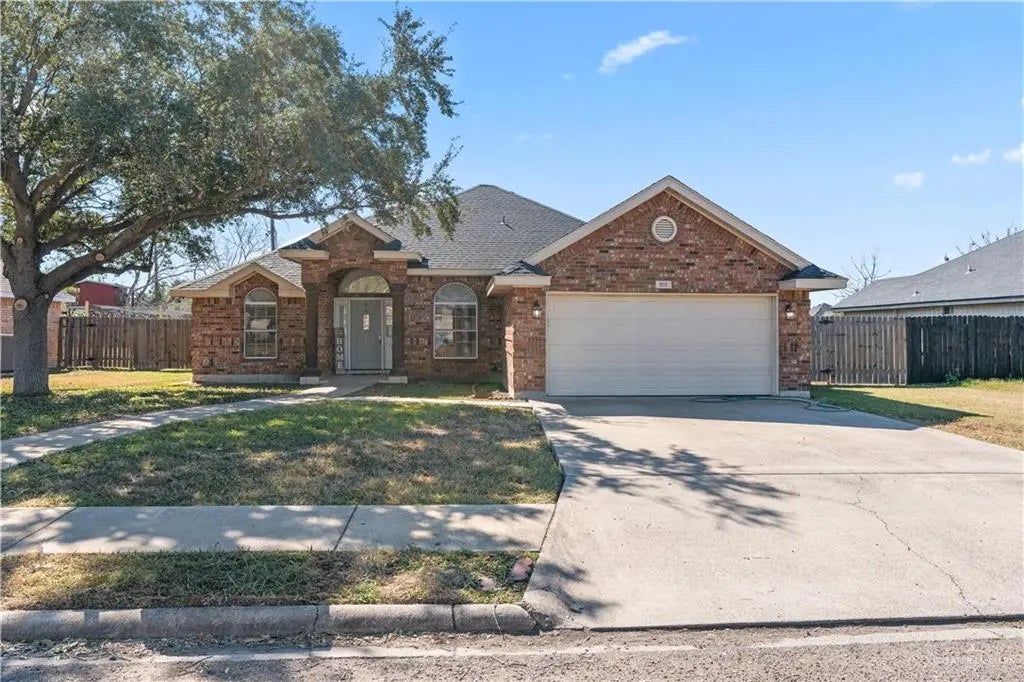 858 Quail Hollow Drive, Weslaco