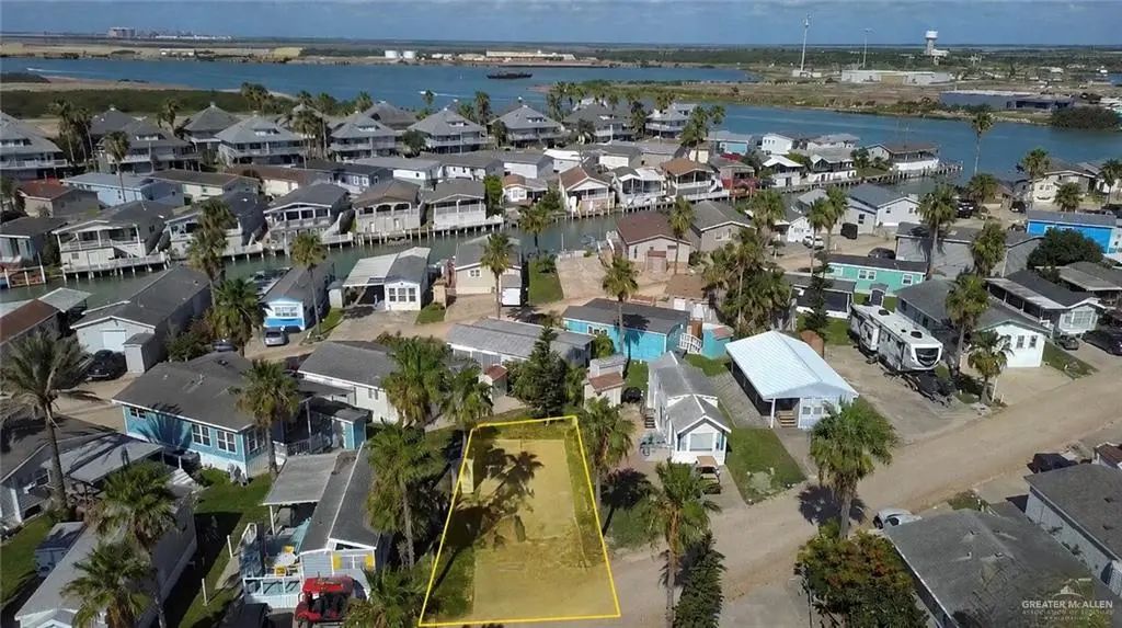 538 W Clam Circle, Port Isabel