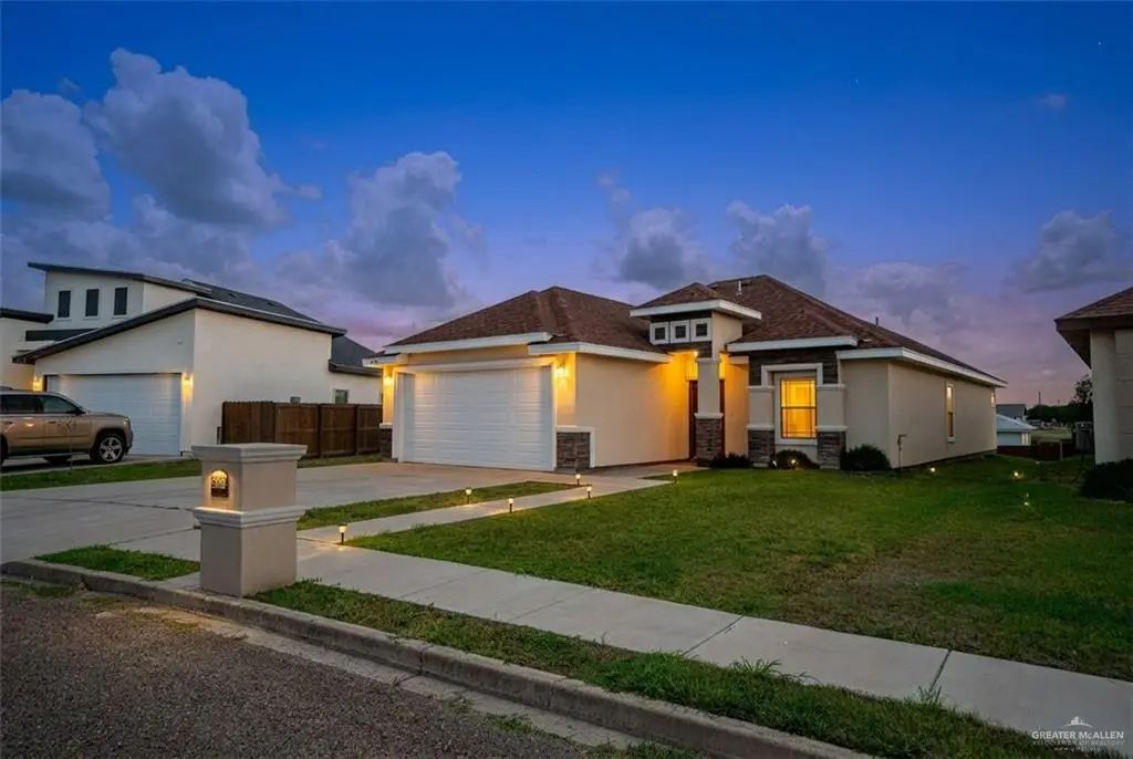 308 Katrina Drive, La Joya