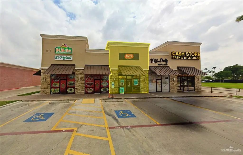 1305 S Cage Boulevard 3, Pharr