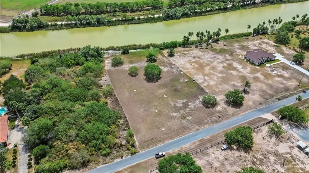39532 Palm Drive Bayview, Los Fresnos