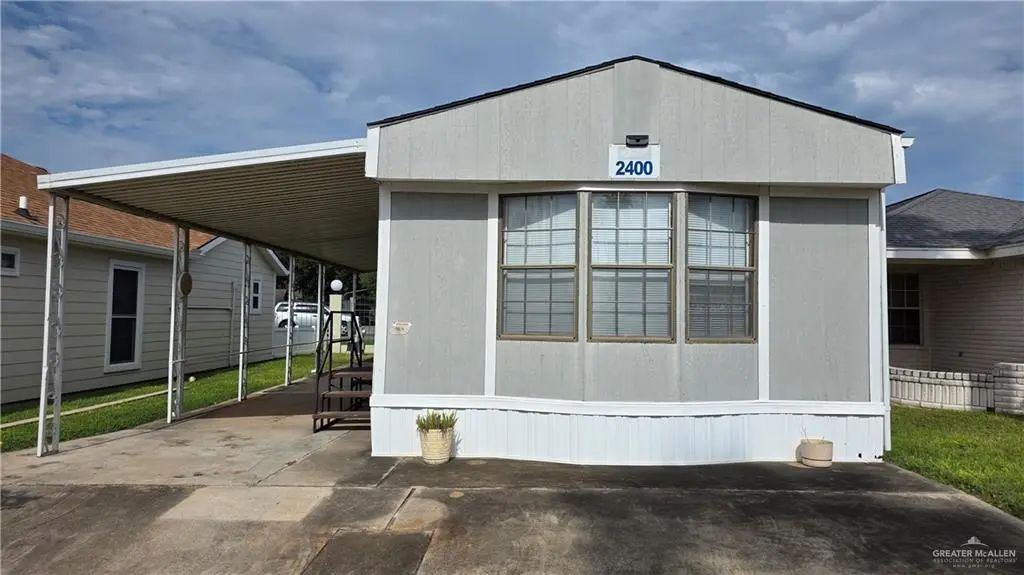 2400 Bobolink Circle W, Palmview