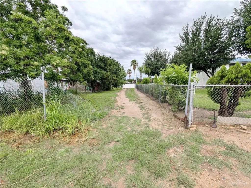1303 S 19 1/2 Street, McAllen