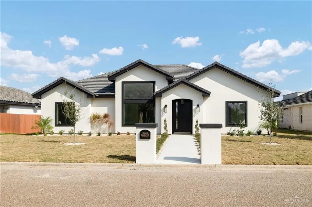 3826 B Shea, Weslaco