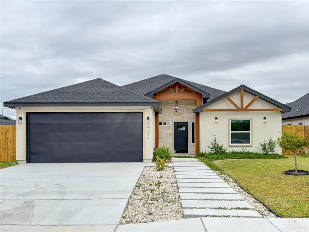 9218 N 25th Lane, McAllen
