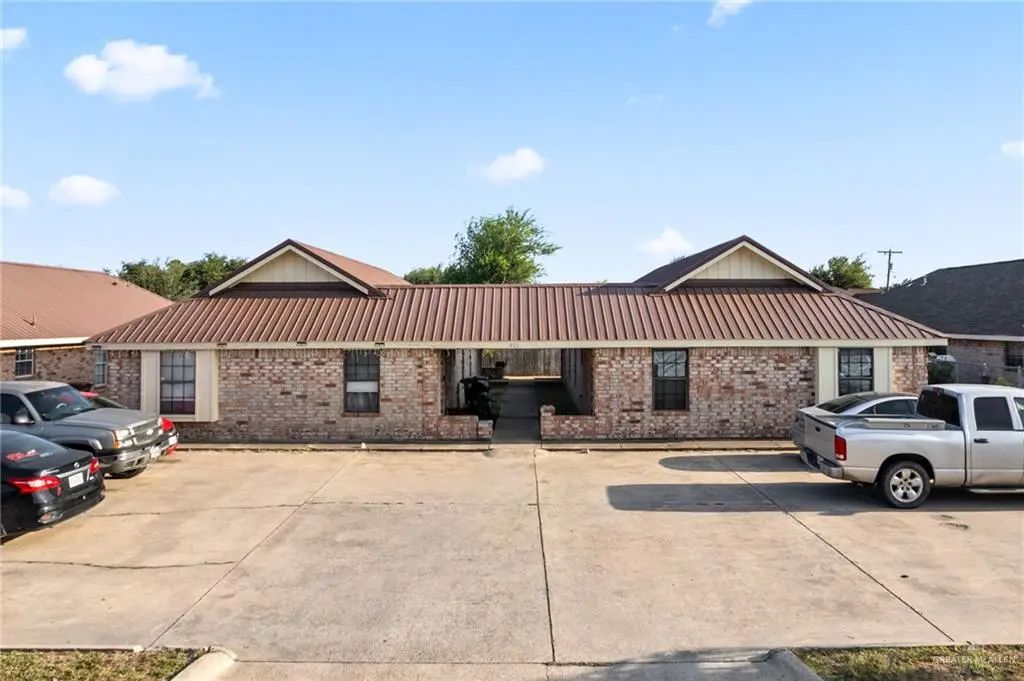 415 W Date Palm Street, Donna