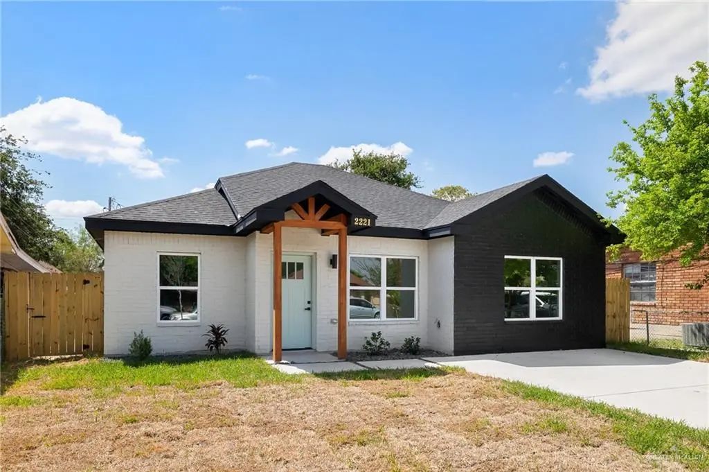 2221 Chicago Avenue, McAllen