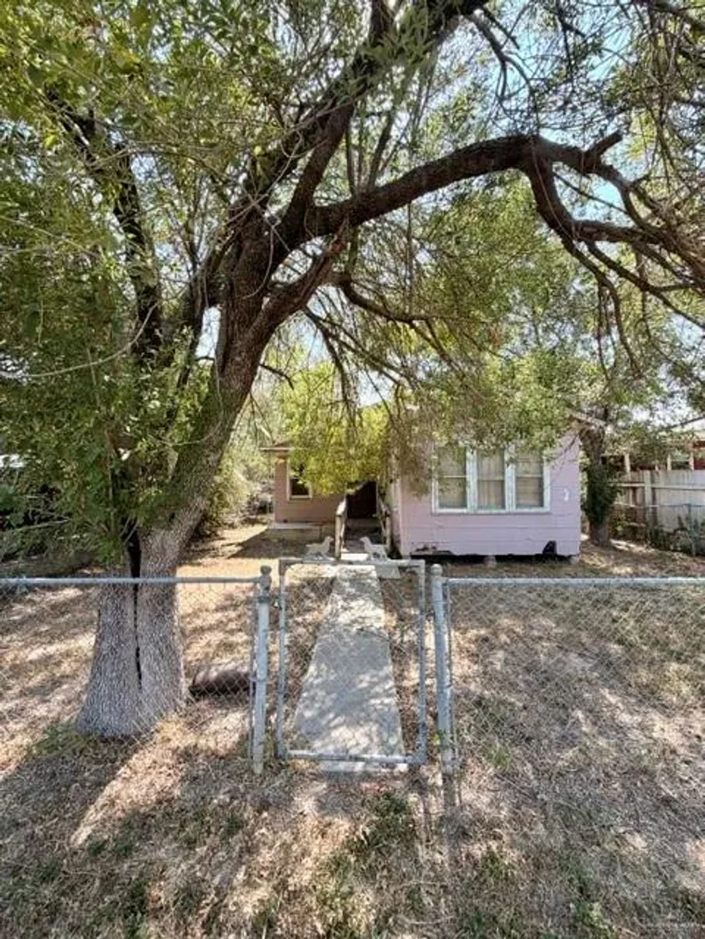 707 N San Zeferino Street, Rio Grande City