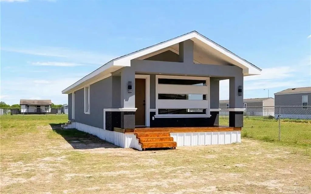 512 Amalia Avenue, Edinburg