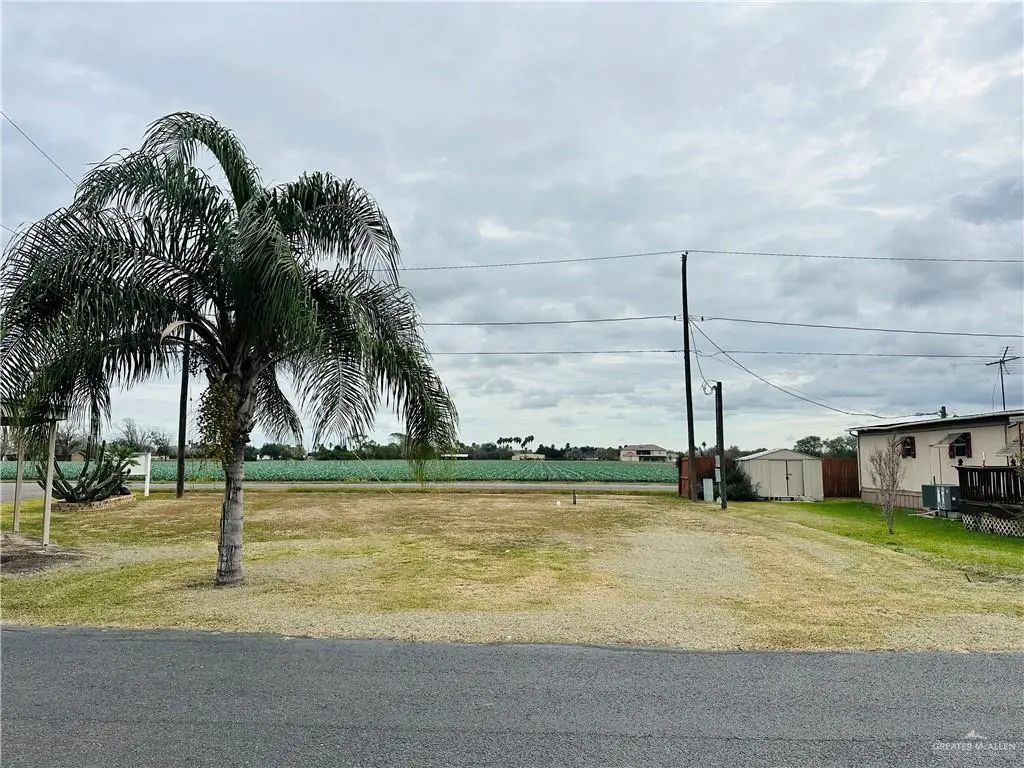 26826 S Tamm Lane, Harlingen