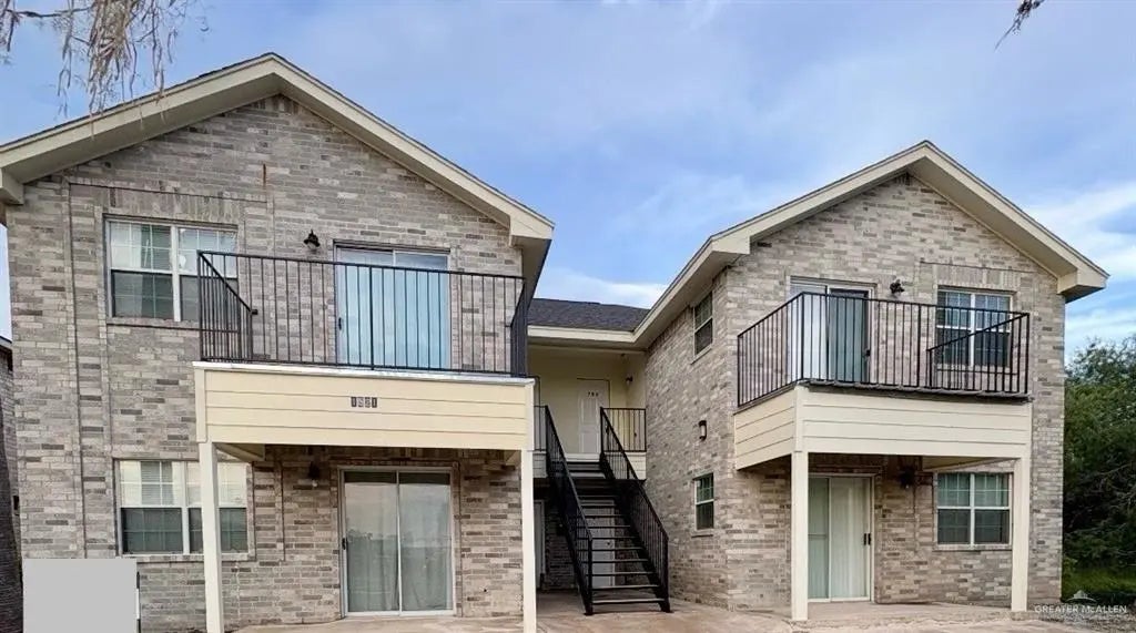 1521 Oasis Drive, Mission