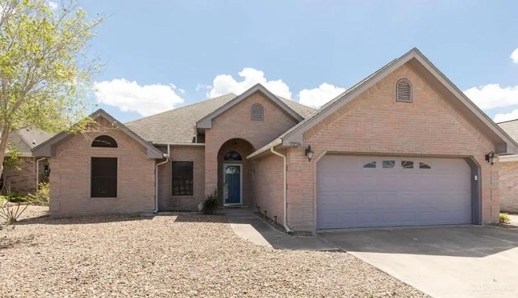 3226 Clubhouse Drive, Edinburg