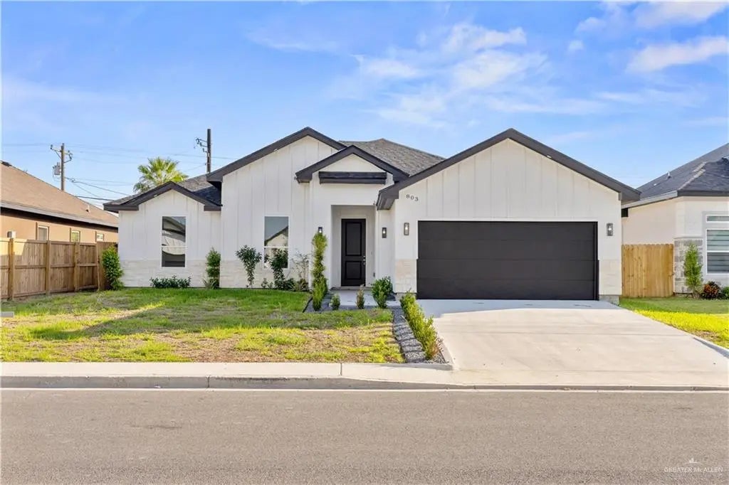 803 Ava Drive, La Feria