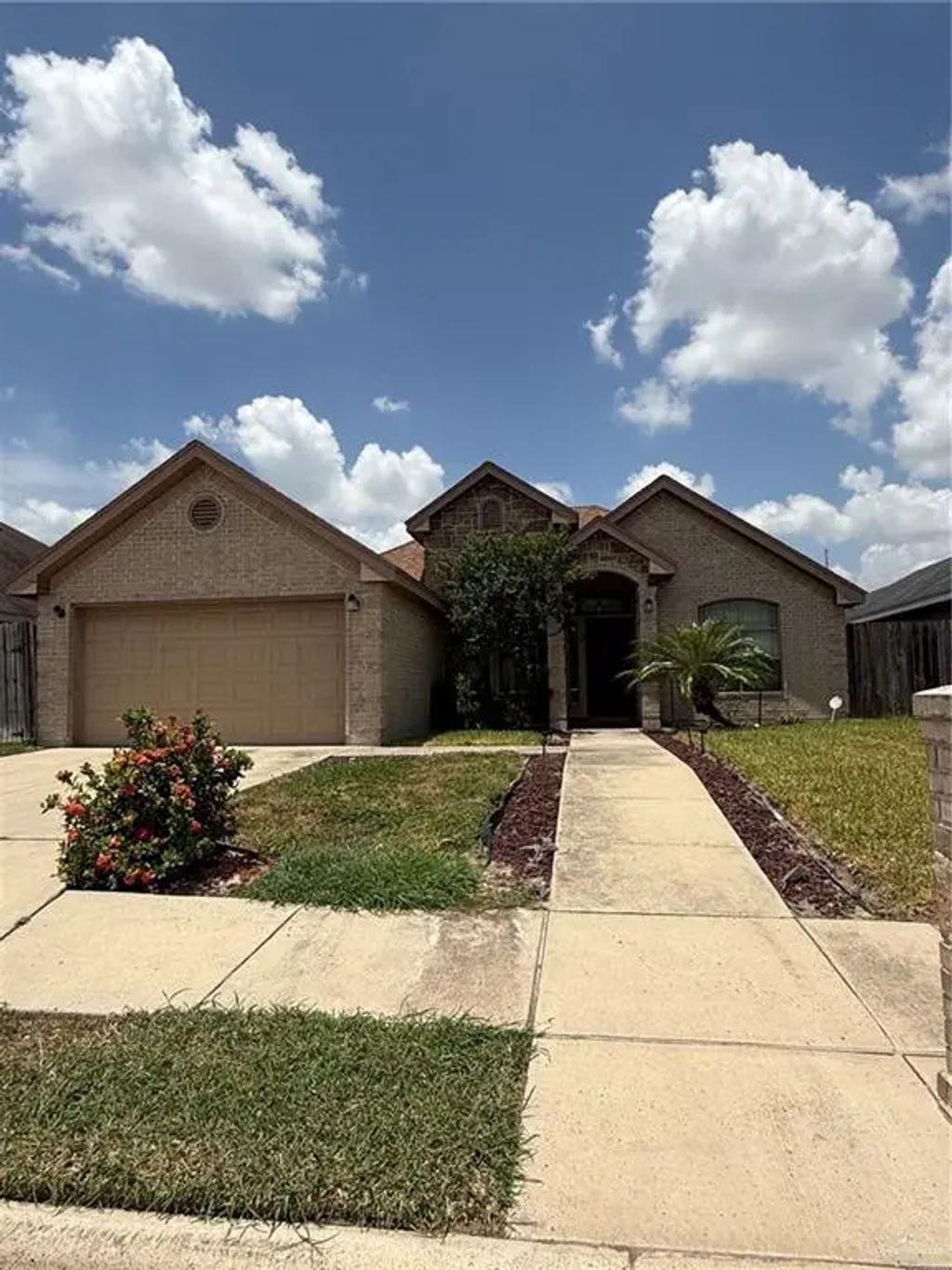 5117 N Gumwood Street N, Pharr