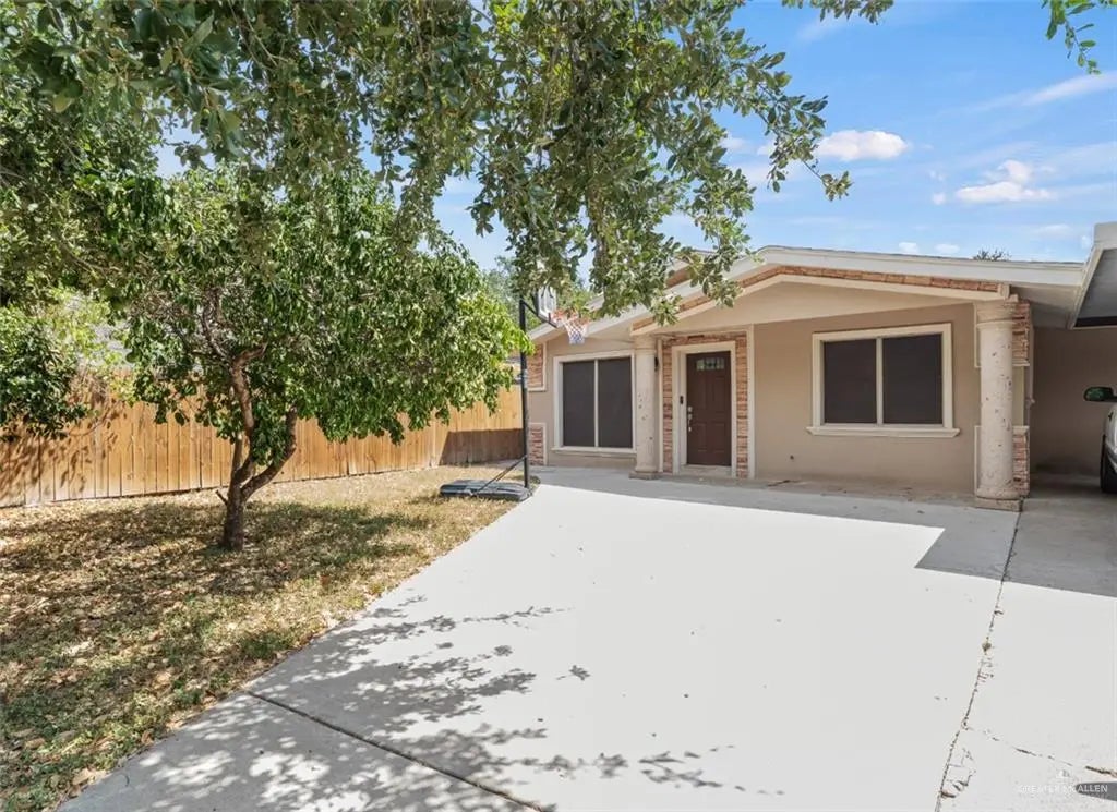 1014 Peter Street, Edinburg