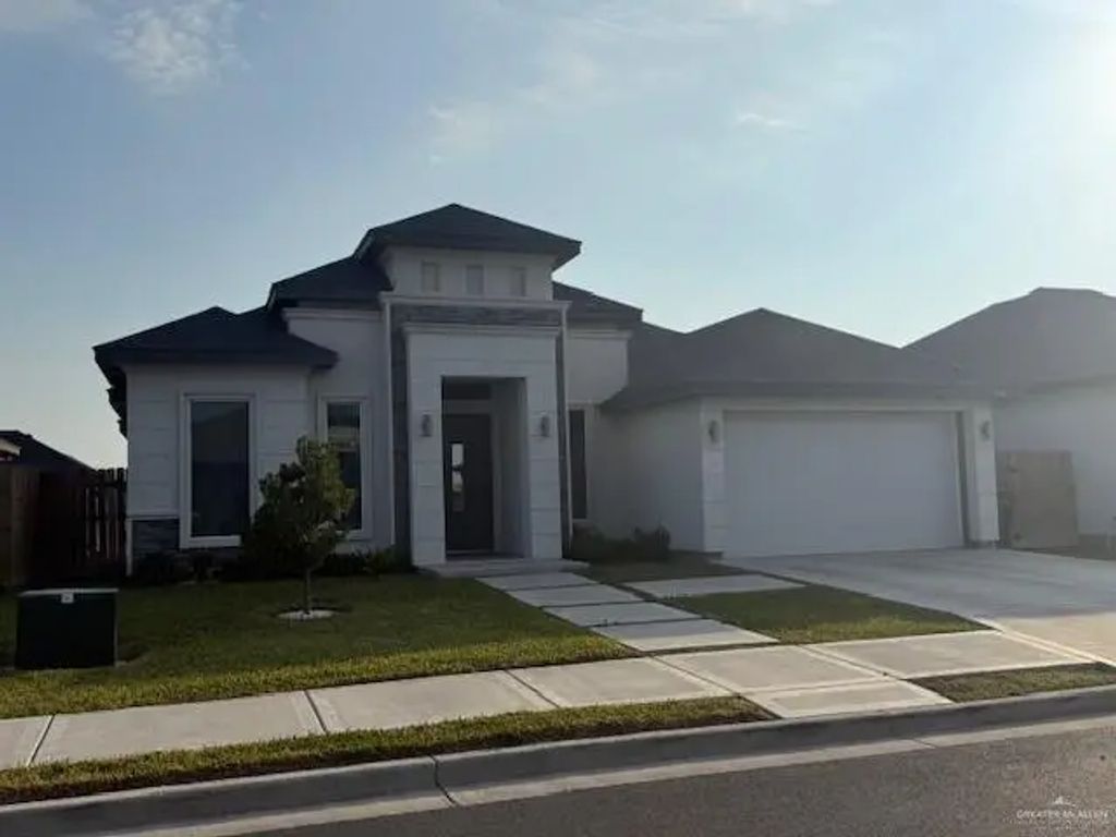 1404 E Danielle Avenue E, Pharr