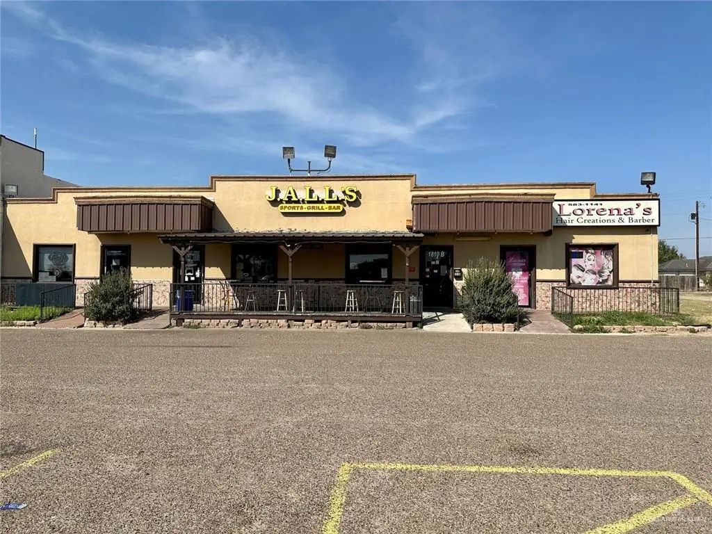 1810 W Griffin Parkway A, Mission