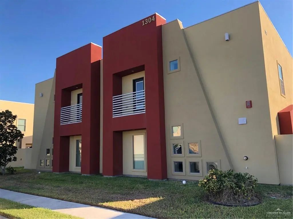 1304 E Daffodil Avenue D, McAllen