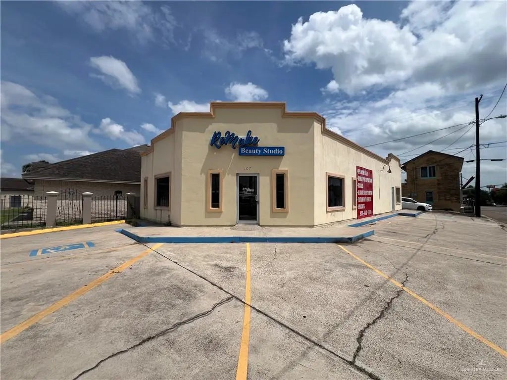 107 N Flores Street, Rio Grande City
