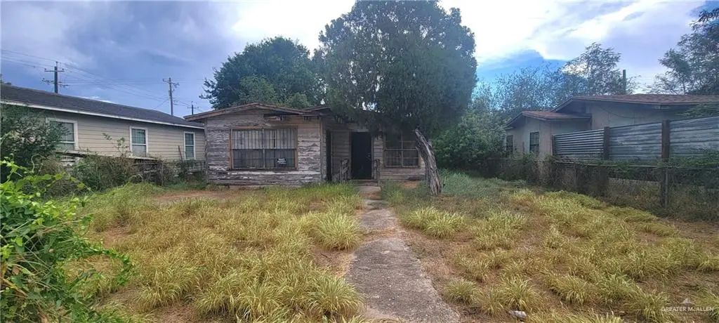 816 S 25 1/2 Street E, McAllen