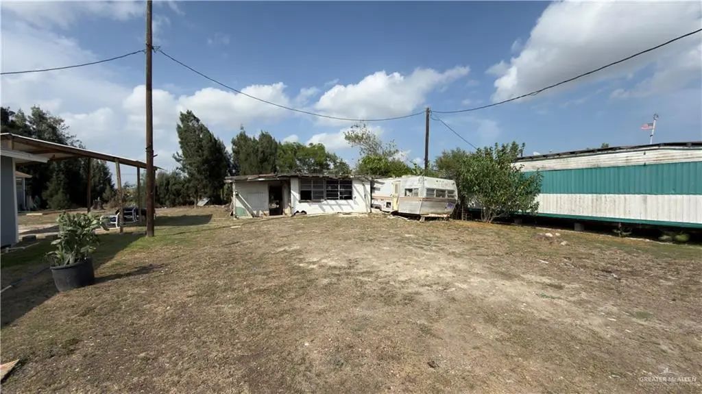 Monte Carlo Avenue, Los Fresnos
