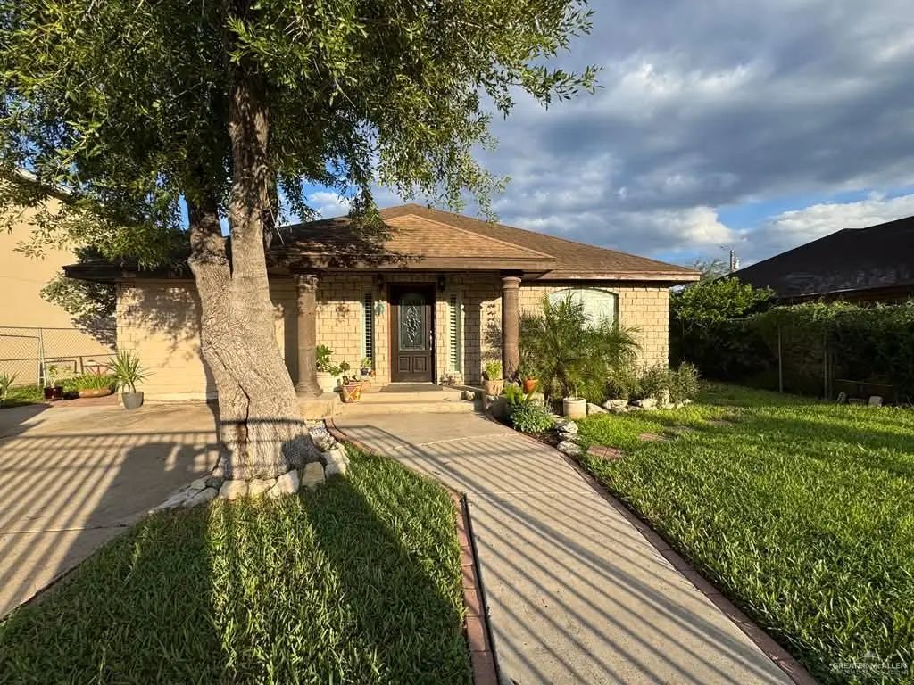 204 N Castillos Y Diamantes Street, Mission