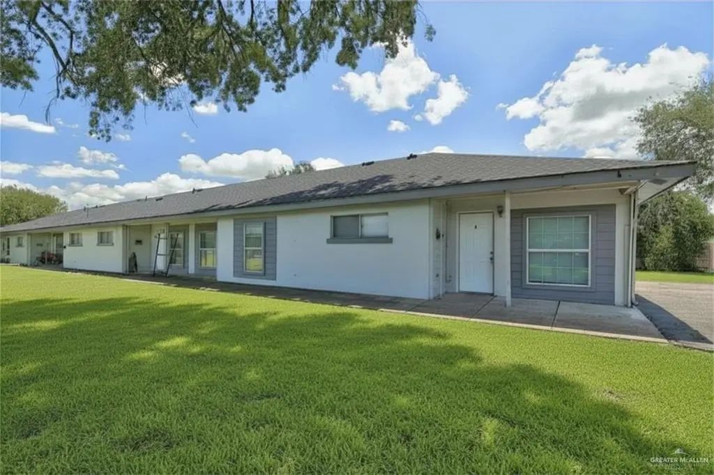 1120 Valley View Drive B7, Weslaco