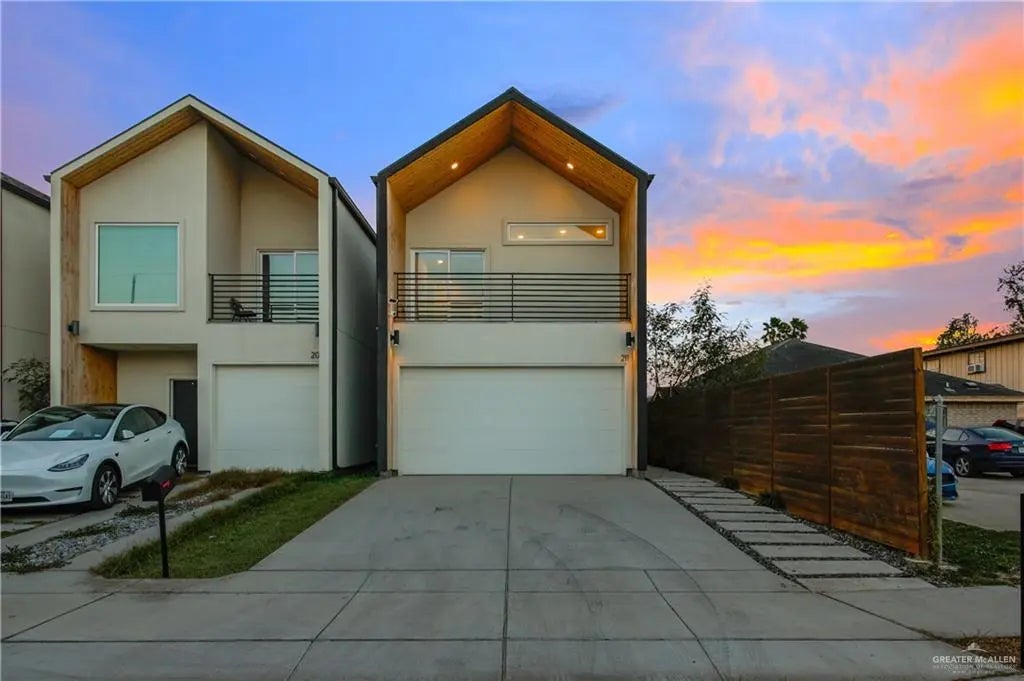 211 N 28th Street, McAllen