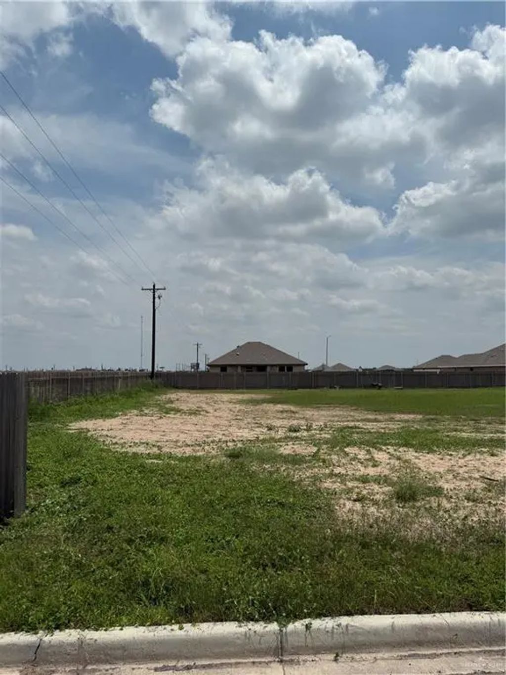 2501 Dartmouth Street, Weslaco