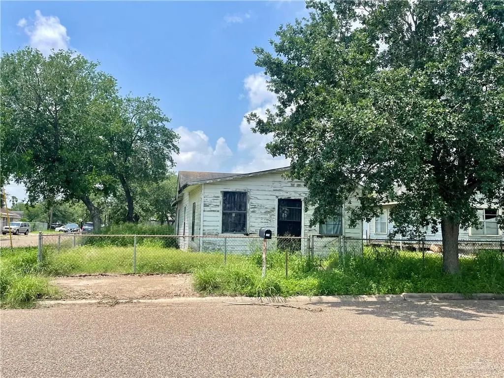 622 E Samano Street, Edinburg