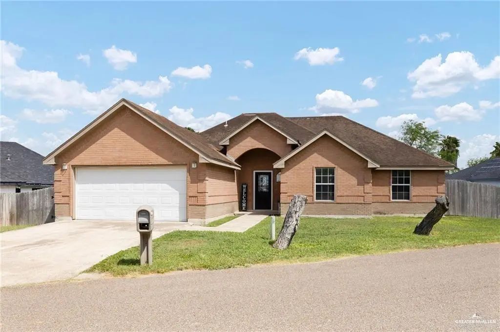 1203 Harbor Lane, La Joya