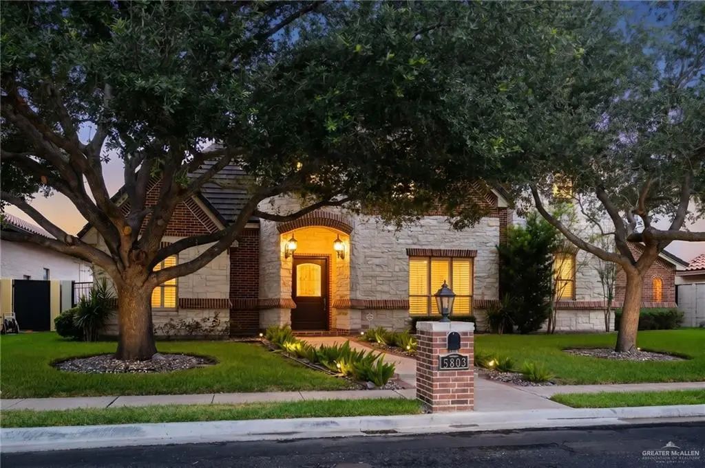 5803 N 3rd Lane, McAllen