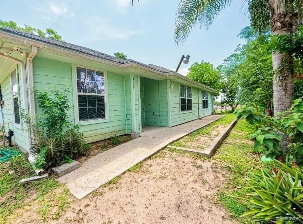 27551 S Solis Road, La Feria
