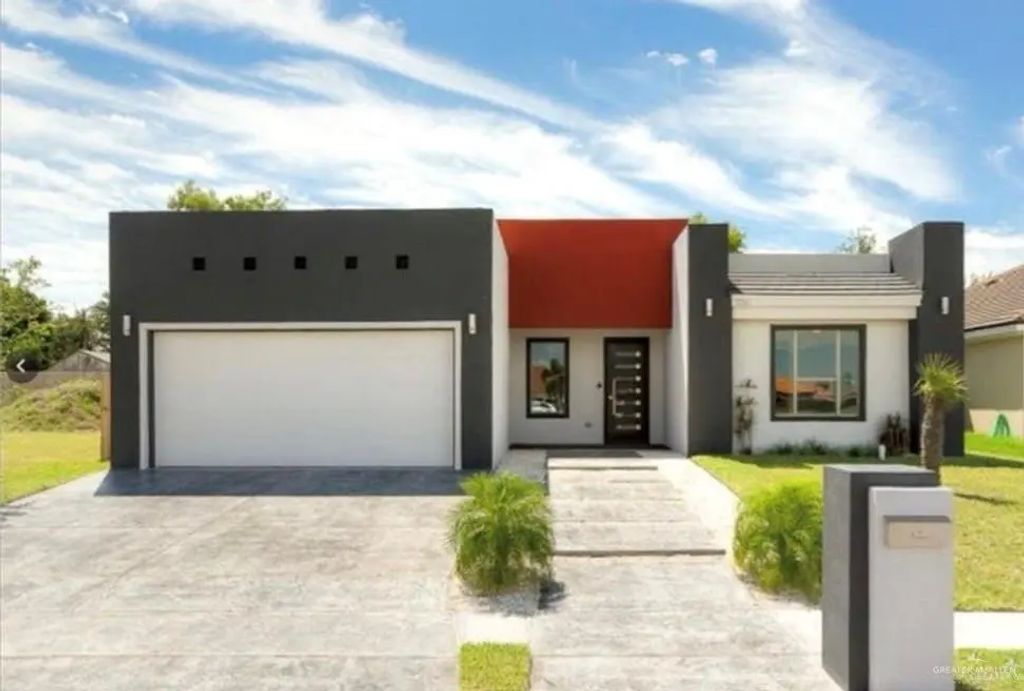1316 E Balboa Avenue, McAllen
