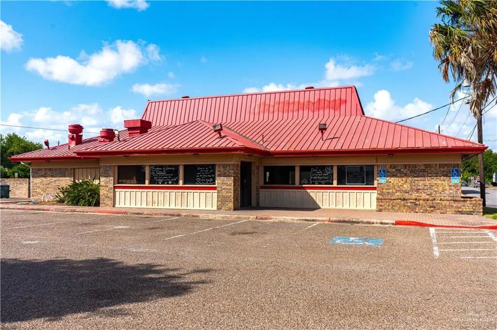 1200 International Boulevard, Brownsville