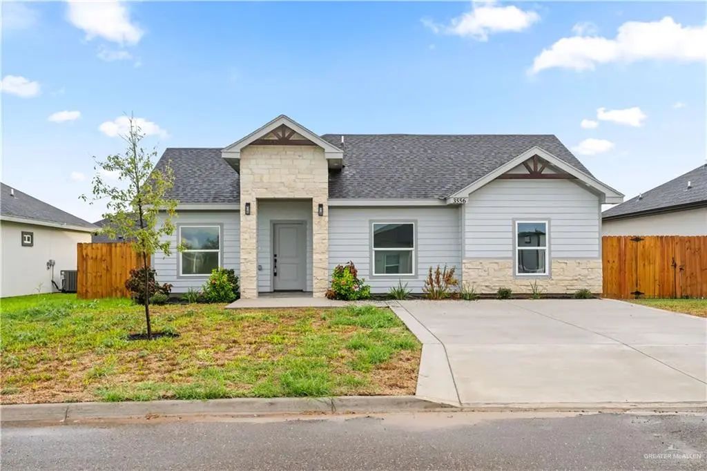 3556 Las Brisas Street, Edinburg