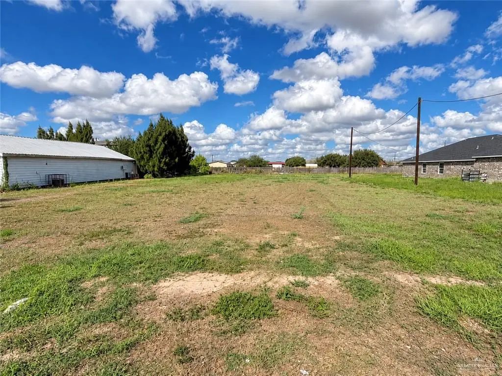 12513 Mile 2 W, Weslaco