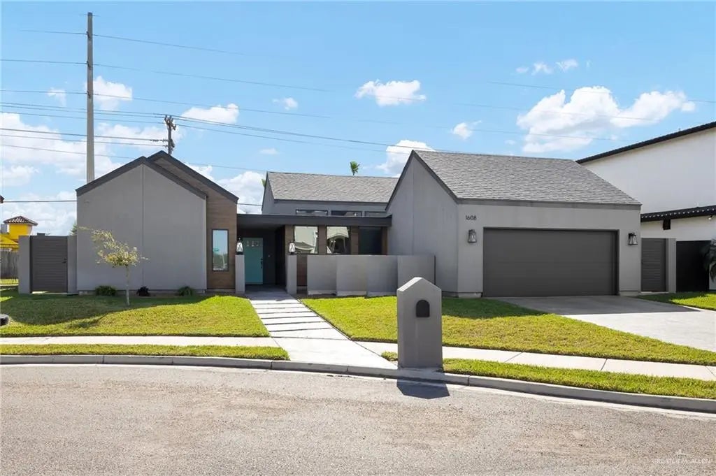 1608 St Claire Avenue, Edinburg