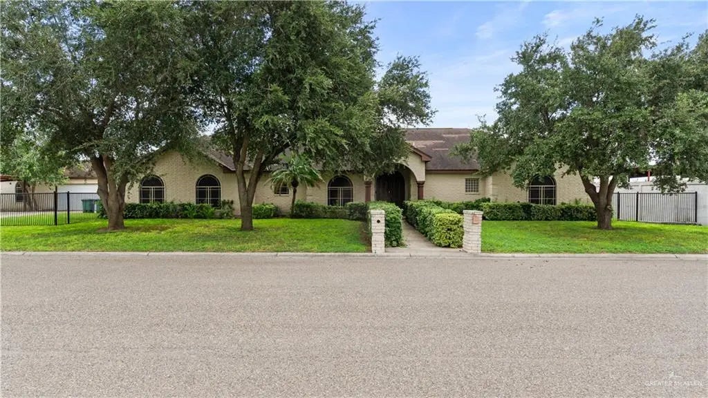 407 E Esperanza Avenue, Mission