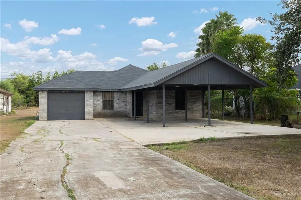 1024 Dove Street, Alamo