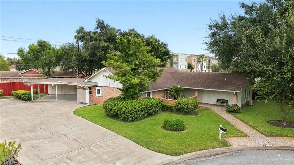143 Harvey Drive, McAllen