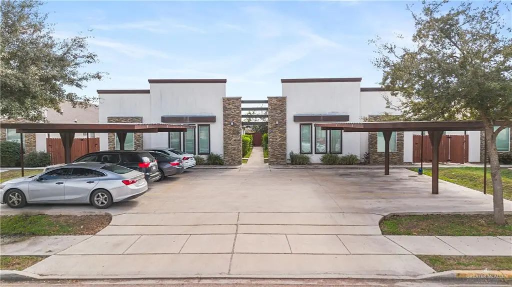 110 & 204 Teak Drive, Edinburg