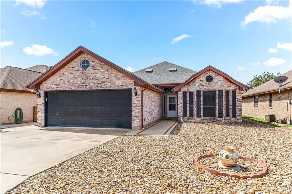 317 Rebecca Drive, Alamo