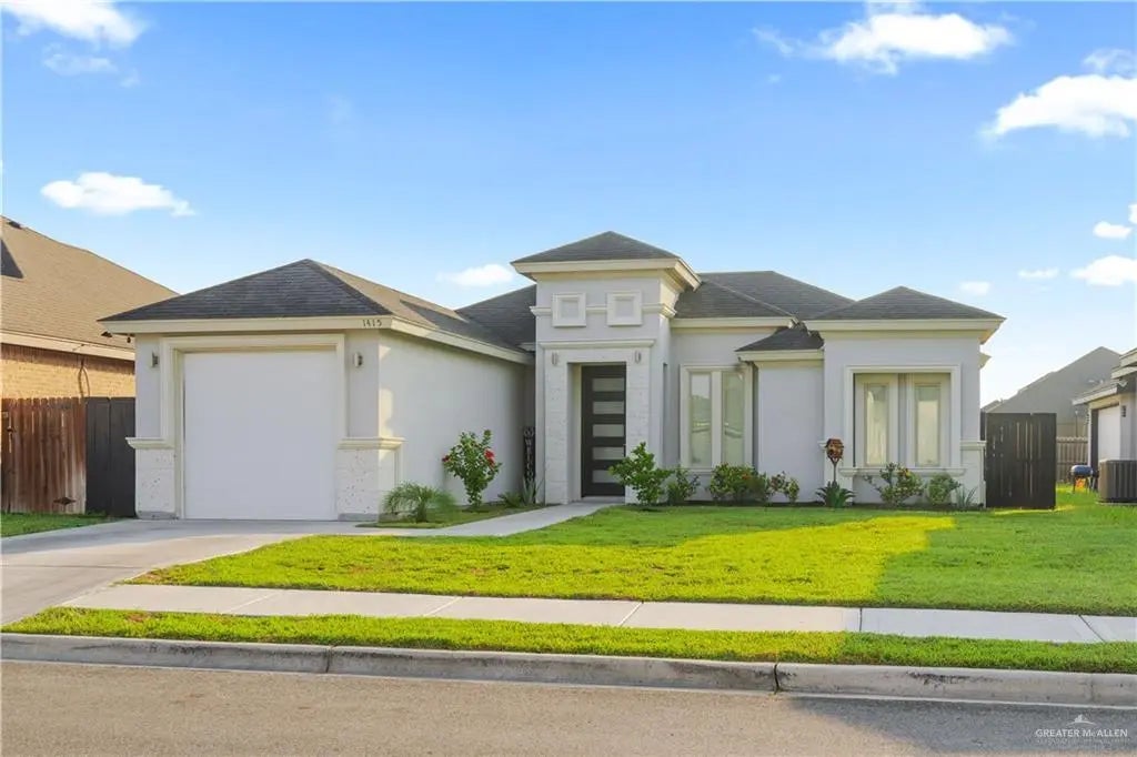 1415 Playa Drive, Weslaco