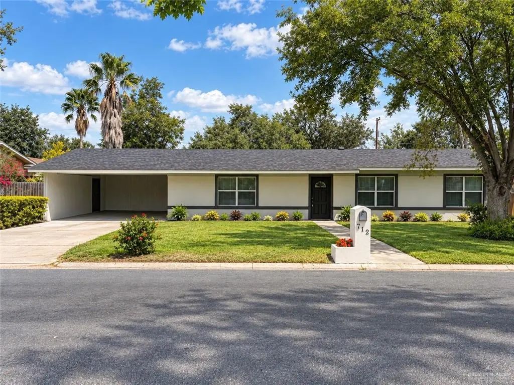 712 Harvey Street, McAllen