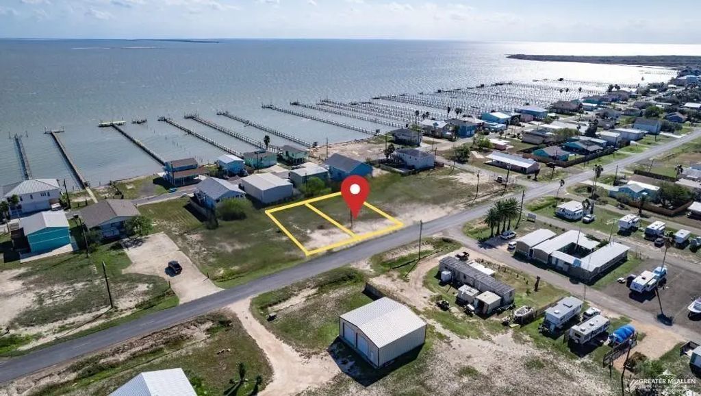 508 Bayshore Drive, Port Mansfield